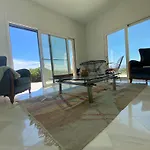 Elaia's Modern - Panoramic Sea View فيلة