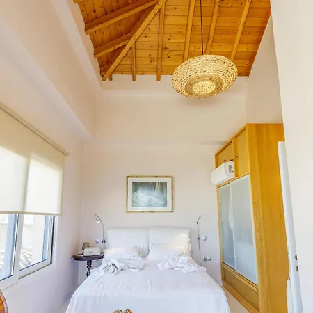 Willa Elaia's Modern House With Panoramic View