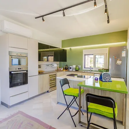 Elaia's Modern House With Panoramic View Willa