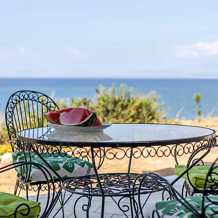 Villa Elaia's Modern House With Panoramic View